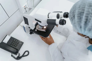 Laboratóriumi mikroszkópos vizsgálat bélféreg-fertőzés kimutatásához
