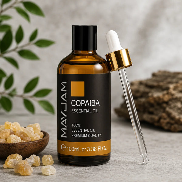 Copaiba illóolaj 100 ml borostyánszínű üvegben elegáns üveg pipettával.